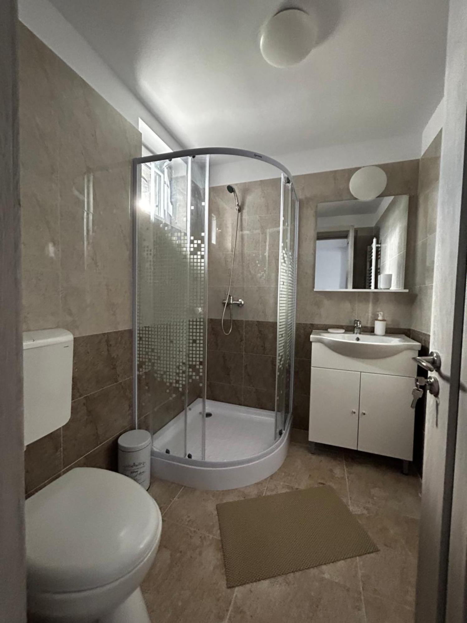 Appartamento Brand New With Self Check In - Spital Fundeni -dragonul Rosu